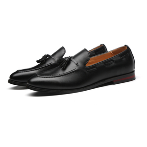 Mocassins de cérémonie à bout rond en PU imperméable, légers, avec pompons, noirs et marron, grandes tailles 37-48, modèle 703 - Product Image 1