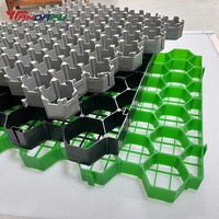 Nouveau gris nid d'abeille extérieur pavés grilles béton herbe pavés grille pour contrôle de l'érosion voiture allée pelouse