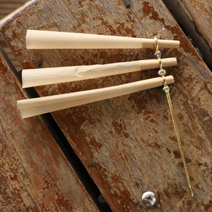 Fermaglio per Capelli Dorato Stile Antico con Gemme Placcate Oro, Portasigarette Multi-Foro, Clip per Fumo - Product Image 3