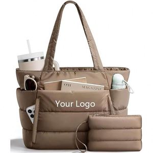 Nuevo Diseño, Juego de 2 Bolsos Tote Acolchados, Bolsos de Hombro Suaves Tipo Nube, Bolsos de Viaje Acolchados de Alta Calidad para Mujer, para Yoga y Gimnasio, con Logotipo - Product Image 1