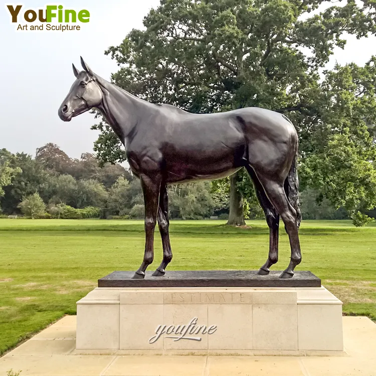 Реалистичная металлическая бронзовая английская статуя чистокровной лошади в натуральную величину