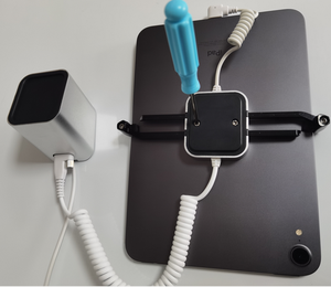 Supports d'affichage de sécurité pour téléphones et tablettes avec 2 pinces métalliques - Product Image 4