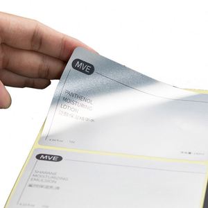 Fabricante de Etiquetas Metálicas Blancas con Logotipo Personalizado, Impresión de Etiquetas en Relieve, Fabricante de Etiquetas Adhesivas de PVC para Botellas de Perfume y Cosméticos - Product Image 4