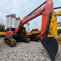 Excavatrices sur chenilles hydrauliques d'occasion Doosan DX300LC-9C, modèle 2024, 30 tonnes, faible nombre d'heures de travail