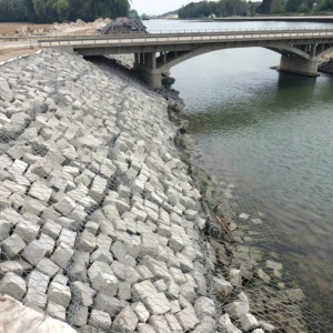 <span class=keywords><strong>Grillage</strong></span> métallique robuste enduit <span class=keywords><strong>de</strong></span> PVC pour gabions, volières, enclos et chantiers <span class=keywords><strong>de</strong></span> construction avec modélisation 3D - Product Image 3