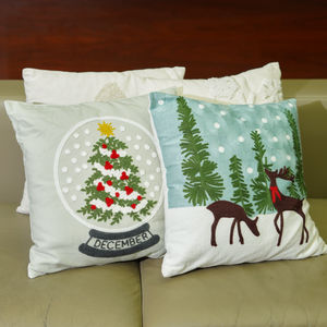 <span class=keywords><strong>Housse</strong></span> <span class=keywords><strong>de</strong></span> <span class=keywords><strong>coussin</strong></span> <span class=keywords><strong>de</strong></span> Noël brodée avec <span class=keywords><strong>motif</strong></span> <span class=keywords><strong>de</strong></span> dessin animé, <span class=keywords><strong>coussin</strong></span> décoratif pour canapé avec <span class=keywords><strong>motif</strong></span> <span class=keywords><strong>de</strong></span> flocon <span class=keywords><strong>de</strong></span> neige et <span class=keywords><strong>de</strong></span> <span class=keywords><strong>cerf</strong></span> - Product Image 1