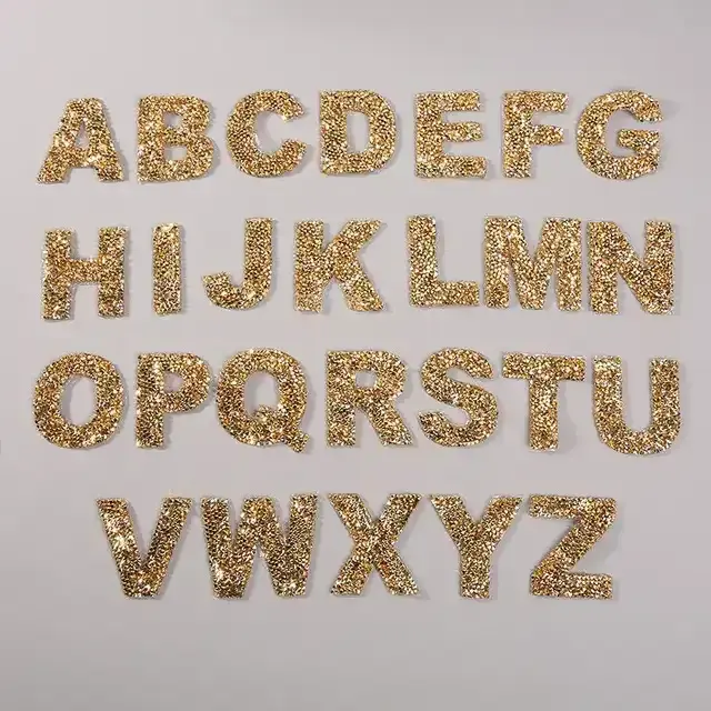 Großhandel Benutzer definierte Buchstaben Patches Stein Strass Applique Wärme übertragung Alphabet Buchstaben Eisen auf Patches für Kleidung