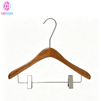 Cintres en bois avec pince, design léger, pratiques et polyvalents, pour pantalons, style américain, articles ménagers, fabrication chinoise