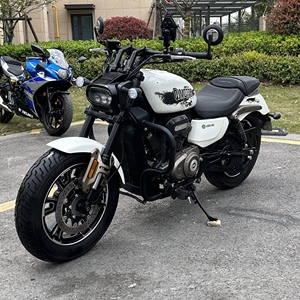 <strong>Cheap</strong> Used QJMOTOR Flash 350 Gas <strong>Cruiser</strong> | 350cc Water-cooled V2 Engine <strong>Cruiser</strong> <strong>Motorcycle</strong> for Export - Product Image 3