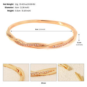 Nouveau Bracelet Femme Style Océan, Plaqué Or Cuivre Incrusté de Zircons, Motif Coquillage Étoile de Mer, Luxe Léger Haut de Gamme - Product Image 6
