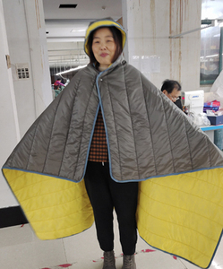 بطانية يمكن ارتداؤها بغطاء رأس معطف المعطف التخييم في الهواء الطلق عباءة غطاء الرأس كيس النوم للبالغين - Product Image 2