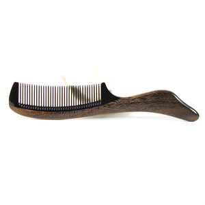 Peine de cuerno de vaca grande Chen Guibao para masaje y cuidado del cabello, para uso doméstico - Product Image 3