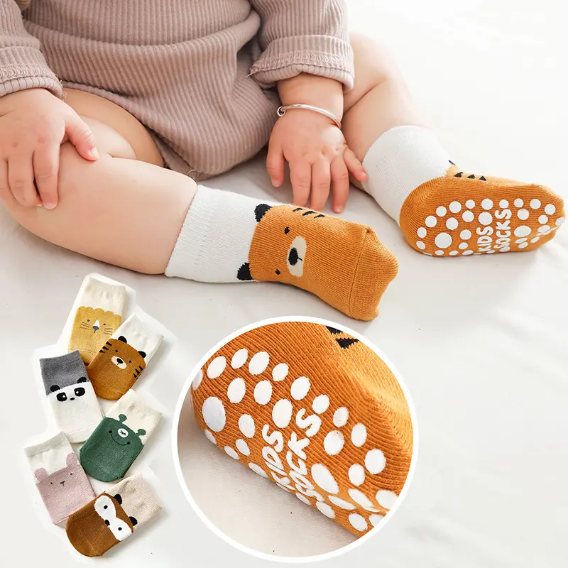 Kaus Kaki Lantai Anak-anak Lucu Kaus Kaki Bayi Musim Gugur Musim Dingin Kaus Kaki Katun Combed Non-Slip Kaus Kaki Bayi Balita