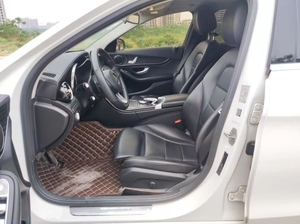 Auto Usado de Alta Calidad, <span class=keywords><strong>Clase</strong></span> <span class=keywords><strong>C</strong></span> 2015-2022, Versión Facelift, Volante a la Izquierda, Interior Oscuro, Deportivo, Venta al Por Mayor - Product Image 6