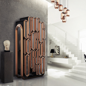 Mueble <span class=keywords><strong>Bar</strong></span> Rectangular de Edición Limitada con Acabado Negro y Dorado, Detalles Metálicos, Elegancia Artesanal, Mueble para Sala de Estar - Product Image 2