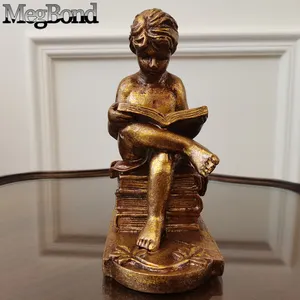 Nhựa Đọc Sách Cậu Bé Bookend Máy Tính Để Bàn Trang Trí, Cậu Bé Đọc Sách Nhỏ Bức Tượng