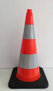 Fabrication de cônes de signalisation routière en PVC 75, cônes de route réfléchissants - Product Image 5