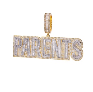 Pendentif minimaliste en moissanite avec un éclat brillant, design moderne et élégant, idéal pour les occasions décontractées au bureau ou les occasions spéciales - Product Image 1