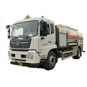 Camión Cisterna de Combustible para Aviación SmallJet A1 de 4x2, 5000 Litros, <span class=keywords><strong>10000</strong></span> Litros, 4m3, 10 M3 con Tanque de Aluminio en Venta - Product Image 2