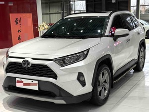 <span class=keywords><strong>Toyota</strong></span> <span class=keywords><strong>RAV4</strong></span> 2.0L 2WD Édition Fashion CVT 2021 |   Voiture d'occasion sans accident et avec peinture d'origine - Product Image 2