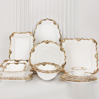 Nouvel ensemble de vaisselle de luxe en porcelaine dorée, service de table nordique avec bord doré, assiettes en céramique blanches pour mariage