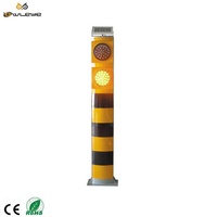 Poteau de signalisation routière solaire à commande automatique, écran LED, étanche IP66, portée visuelle de 1000 m, autonomie de 360 heures, résistant à la pluie