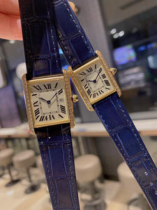 Montre mécanique automatique élégante et tendance avec lunette incrustée de diamants et bracelet en cuir de crocodile bleu profond brillant - Product Image 1