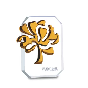 לוחית פרס קריסטל K9 באיכות גבוהה מזכרות קריסטל שקופות עם פרח מתכת