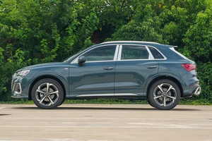 Édition limitée <span class=keywords><strong>2023</strong></span> <span class=keywords><strong>Q3</strong></span> <span class=keywords><strong>Sportback</strong></span> Quattro 2.0L Coupé SUV Automatique Cuir Foncé Conduite à gauche Nouvelle voiture pour les amateurs de performance - Product Image 3