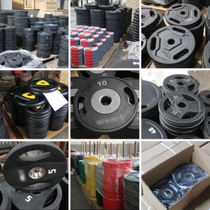 Ensemble de disques de musculation olympiques personnalisés en caoutchouc uréthane avec logo pour la marque et le marketing des salles de sport et studios commerciaux - Product Image 4