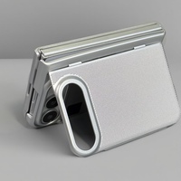 Coque de protection antichoc tout-en-un pour iPhone avec support double à clapet, en polycarbonate, design épuré, et film de protection arrière intégré