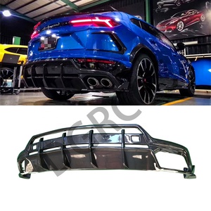 Convient pour l'Urus SUV : Enjoliveurs de pare-chocs arrière, diffuseur arrière et lèvre arrière en fibre de carbone de haute qualité 2018-2021 - Product Image 1