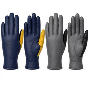 Gants en cuir écologiques doublés de fourrure pour l'hiver, compatibles écran tactile, longueur poignet, style uni gris-bleu avec accent jaune - Product Image 3