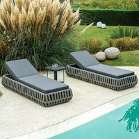Outdoor-Möbel Sofa-Stuhl-Set aus Metall Multifunktional Luxuriös für Innenhöfe Villen Wohnzimmer Freiluftgärten Hotels
