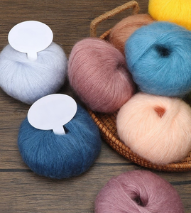 Fil à tricoter OEM/ODM de luxe NM 12/1, mélange de <span class=keywords><strong>laine</strong></span> Super Kid Mohair 33%, teint, doux, moelleux, chaud, pour tricot à la main, 30G/pelote, anti-boulochage - Product Image 3