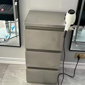 Gabinetes de Pared para Salón de Belleza y Barbería - Product Image 2