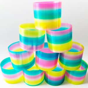 Jouets circulaires arc-en-ciel éducatifs et colorés personnalisables avec logo pour enfants – Vente en gros - Product Image 4
