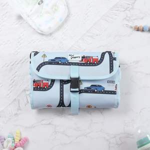 Estación de Cambio de Pañales Portátil para Mamá y Papá, Cambiador de Pañales para Bebé, Bolsa de Viaje con Toallitas Húmedas, Muestra Gratis - Product Image 2