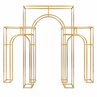 Arche carrée de luxe en métal doré brillant, panneau de fond, supports de fleurs, cadres pour décoration de scène de mariage et d'événements