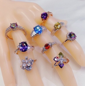Commercio all'ingrosso 100 Pcs Bulk Designer Gemstone Ring gioielli di fascia alta di lusso colorato zircone fedi nuziali per le donne anello di gioielleria raffinata - Product Image 5