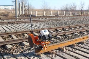 חלקי רכבת ציוד רכבת יעיל במיוחד מכונת מסור וחותך מסילות ניידת - Product Image 4