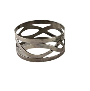 Brass <b>Napkin</b> <b>Ring</b> With New Design Beautiful Dinnerware <b>Napkin</b> <b>Ring</b> Holder With Gold Finished Metal <b>Napkin</b> <b>Ring</b> Holder for Table - Product Image 2