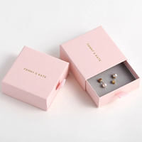 Boîte cadeau coulissante classique pour montres, boucles d'oreilles, bracelets, bijoux, cosmétiques – Faite à la main, recyclable, finition mate gaufrée