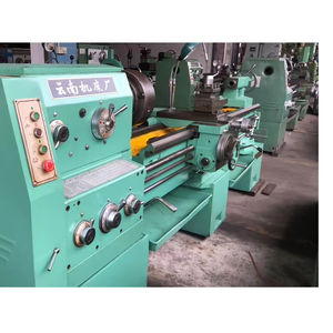 Tour à métaux horizontal manuel conventionnel d'<span class=keywords><strong>occasion</strong></span> 6250, 2000 mm, 2 m avec chariot, à bon prix - Product Image 1