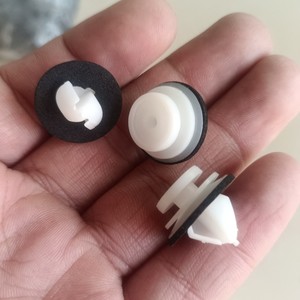 Clip de rétroviseur durable avec boucle 4340 blanc avec rembourrage en éponge pour les modèles Peugeot Citroën - Product Image 1