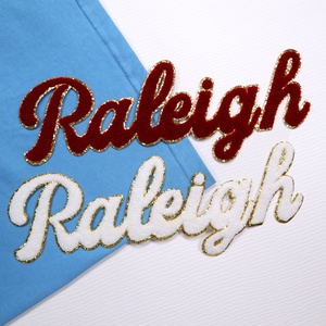 Patchs thermocollants personnalisés en chenille style livre et tarot, best-seller pour commandes en gros - Product Image 1