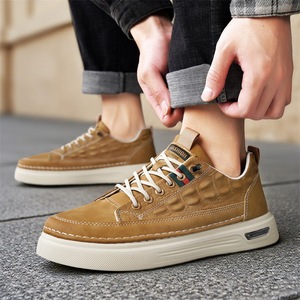 Chaussures basses décontractées pour hommes à motif crocodile pour la mode quotidienne, chaussures élégantes et polyvalentes pour hommes - Product Image 4
