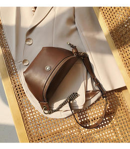 Sac <span class=keywords><strong>banane</strong></span> de <span class=keywords><strong>luxe</strong></span> pour <span class=keywords><strong>femme</strong></span>, vente en gros du fabricant, sac <span class=keywords><strong>banane</strong></span> tendance en cuir PU, sac bandoulière pour <span class=keywords><strong>femme</strong></span> - Product Image 4