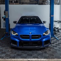 Nouvelle calandre avant de voiture en fibre de carbone sèche de haute qualité avec installation facile pour M2 G87 2023-2024