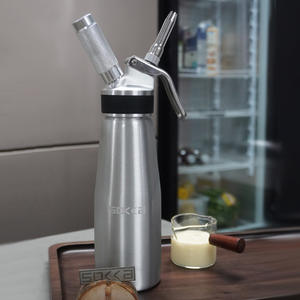Mezclador de crema de aluminio <span class=keywords><strong>Sokka</strong></span> de 500ml, botella de sifón, pistola de crema espumante, artefacto para batir, Material de Metal duradero - Product Image 3